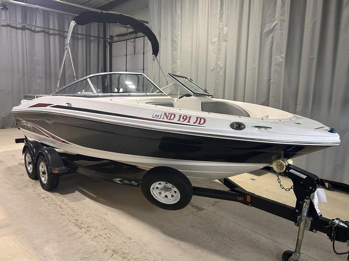 Used 2011 Sea Ray 205 Sport