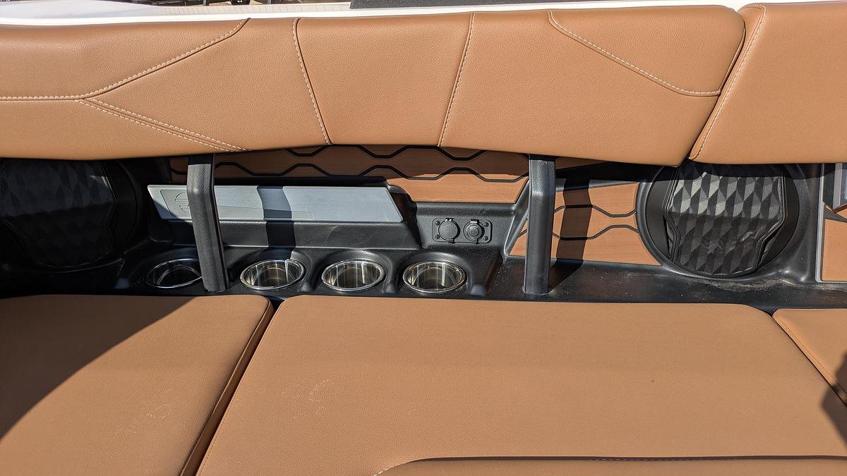 2026 Malibu Boats 23 LSV