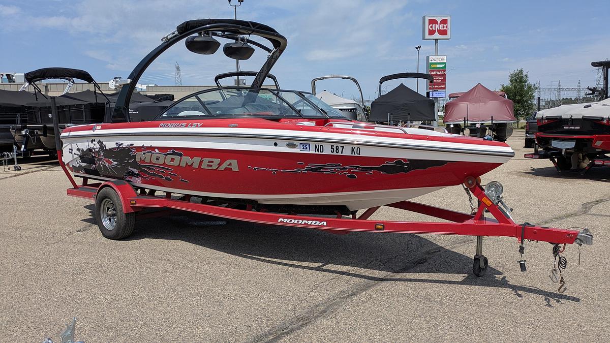 Used 2012 Moomba Mobius LSV