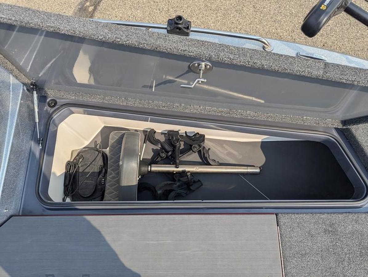 Used 2022 Vexus DVX22