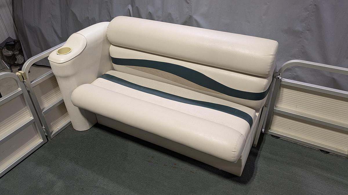 Used 2000 Sylvan 820 Elite Cruise