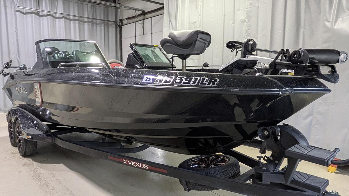 Used 2022 Vexus DVX22