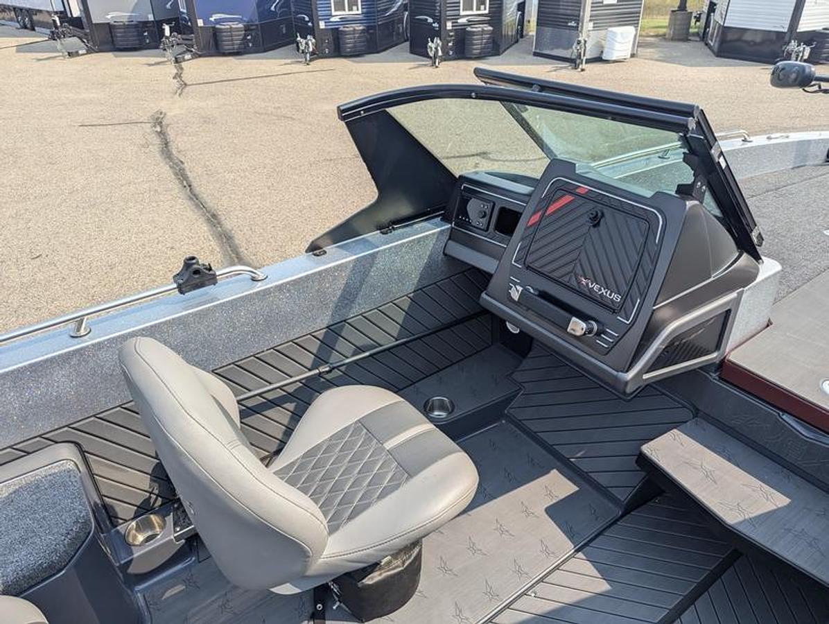 Used 2022 Vexus DVX22