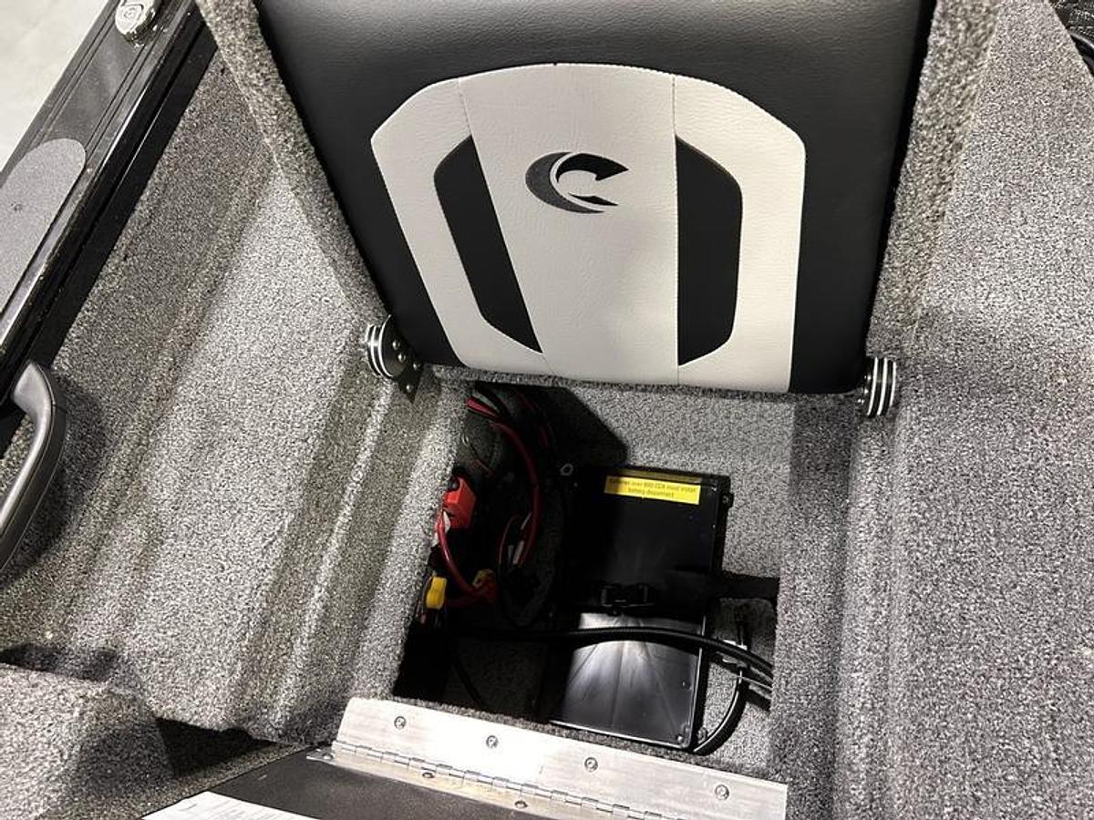 2025 Crestliner 2050 Fish Hawk