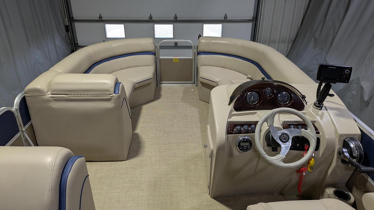 Used 2016 South Bay S222CR 25