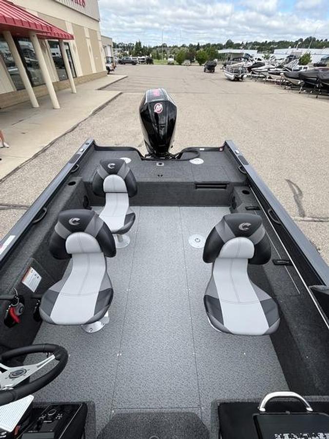 2025 Crestliner 2050 Fish Hawk