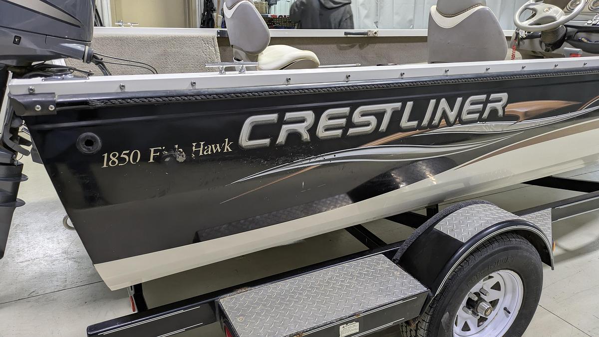 Used 2004 Crestliner 1850 Fish Hawk SC