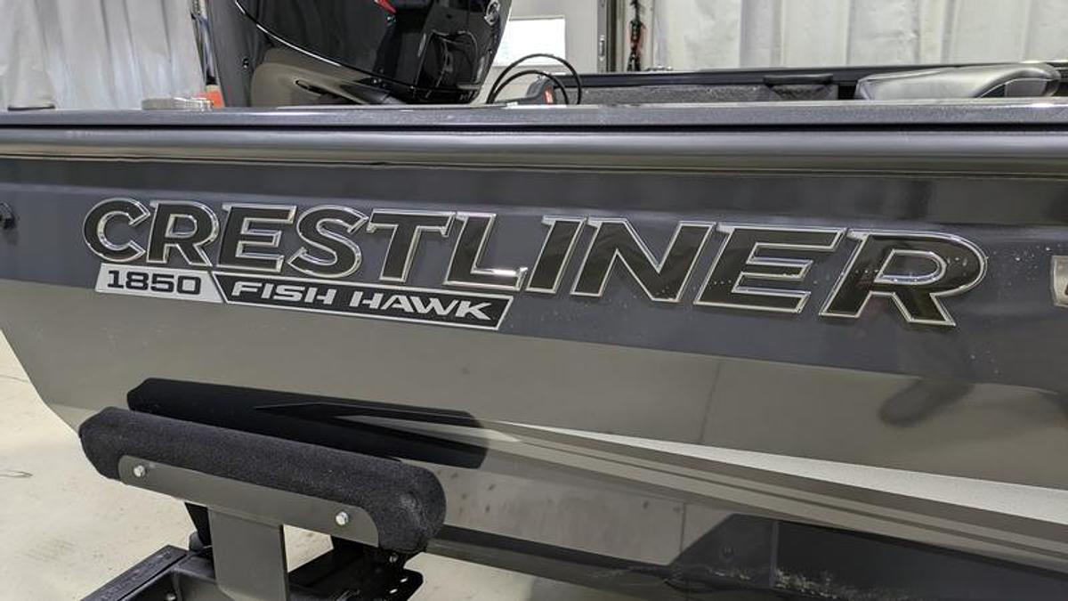 2026 Crestliner 1850 Fish Hawk