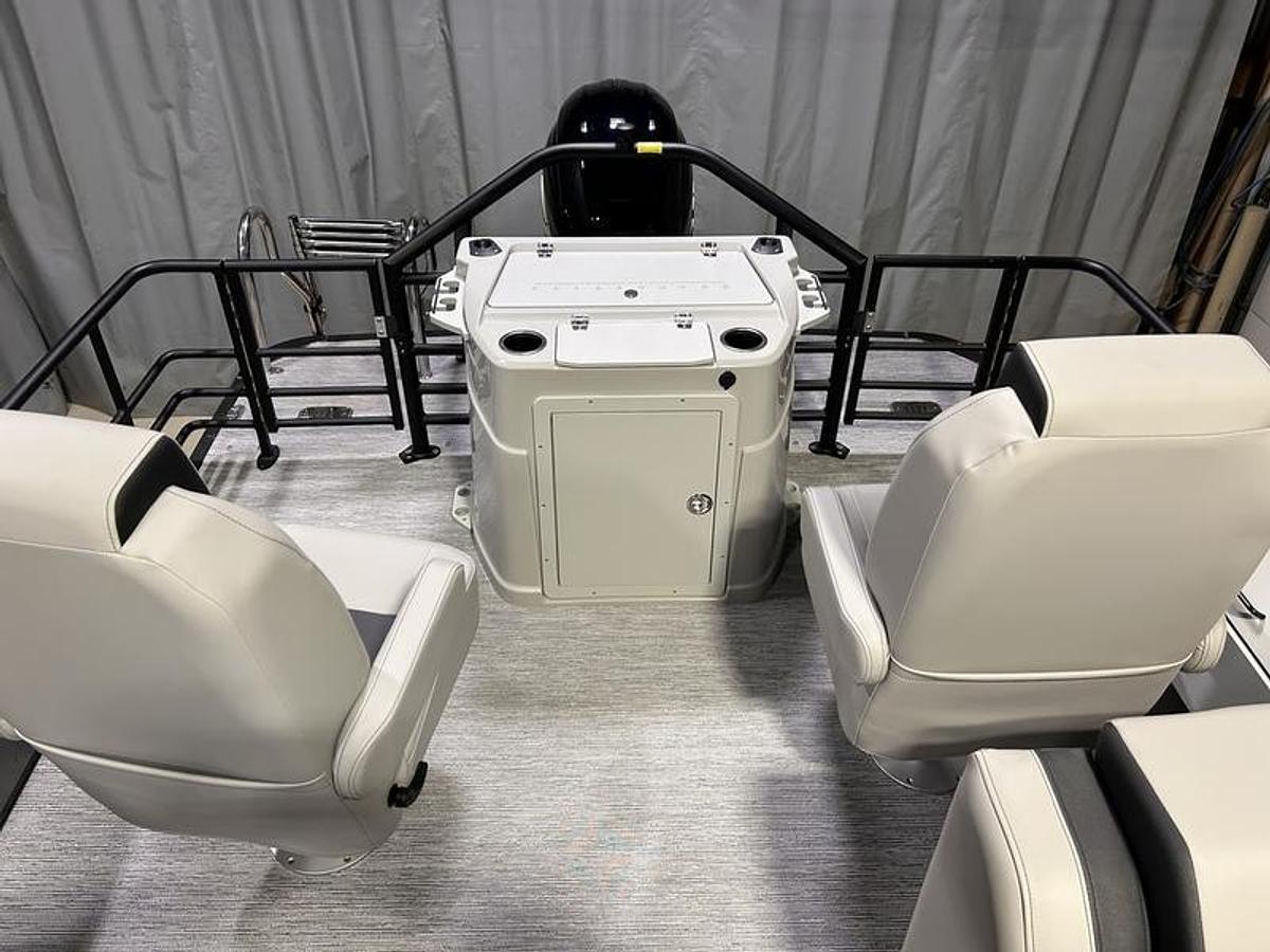 2026 Sylvan L3 Party Fish