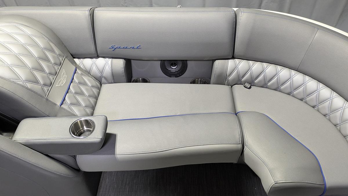 Used 2022 BENNINGTON 23RX Sport