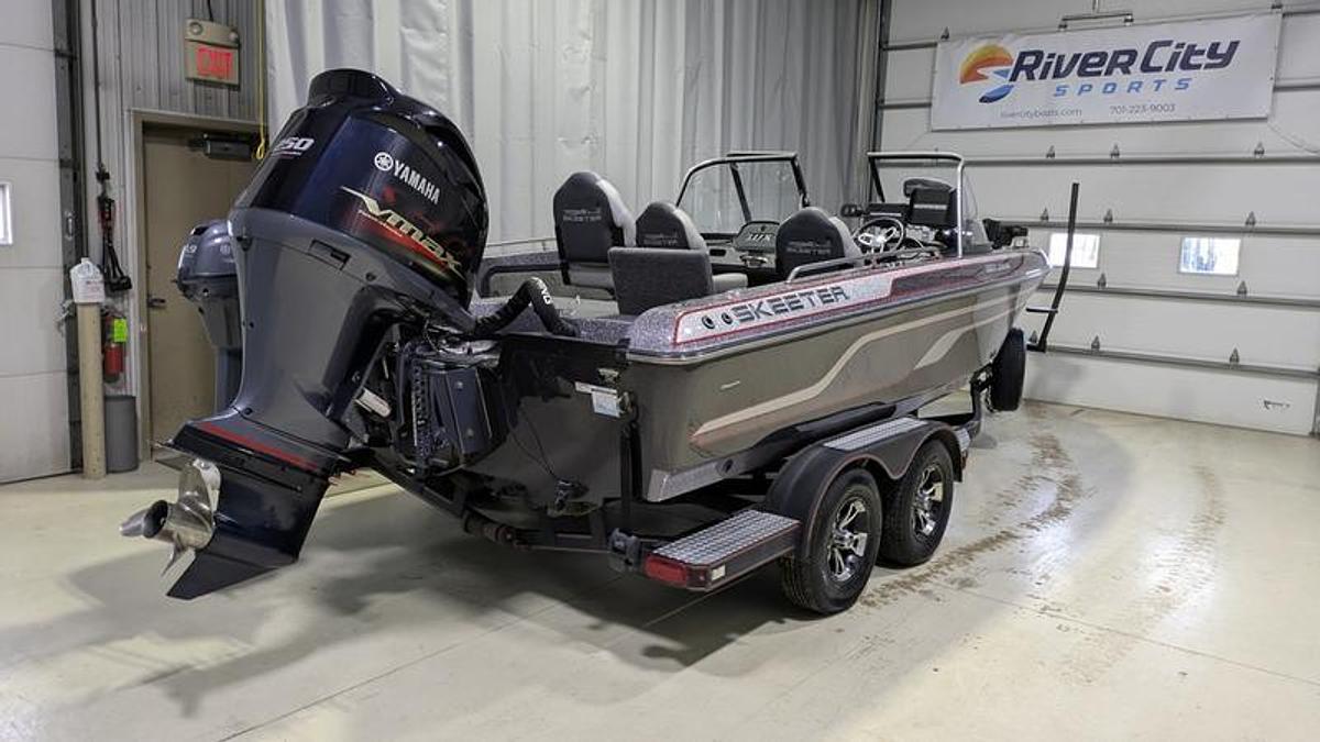 Used 2017 Skeeter WX2060