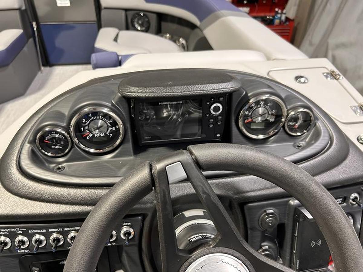 2025 South Bay S224RS Rear Seating 2.75