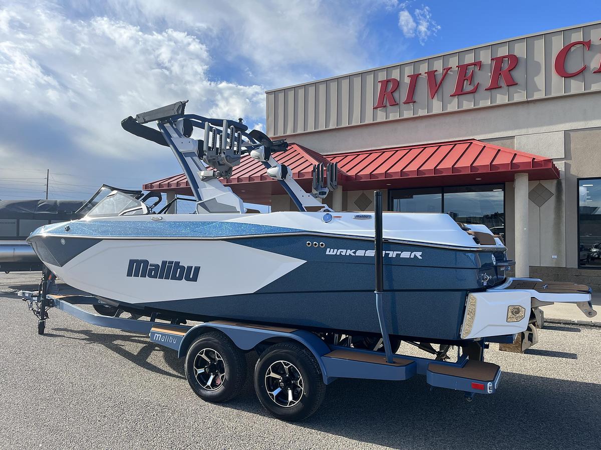 2026 Malibu Boats 23 LSV