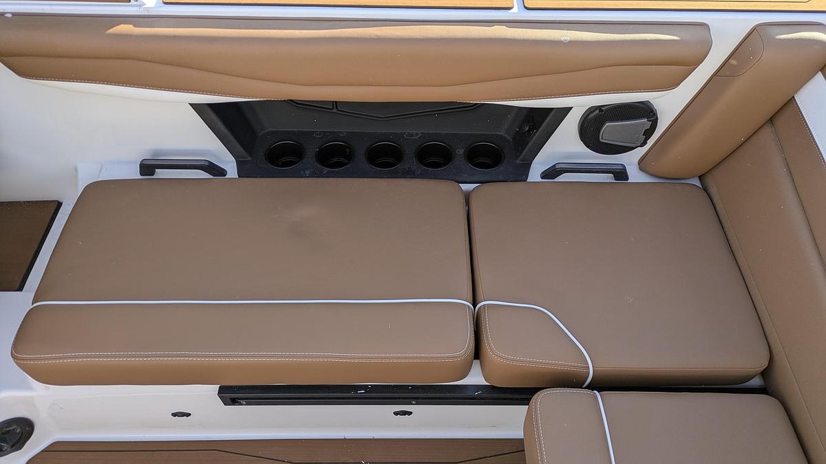 2025 Axis Wake Research A225