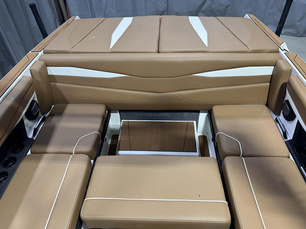 2025 Axis Wake Research A225