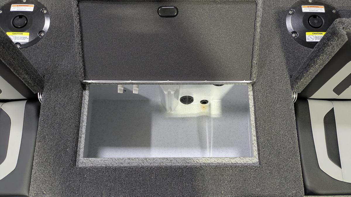 2026 Crestliner 1850 Fish Hawk Raptor Package