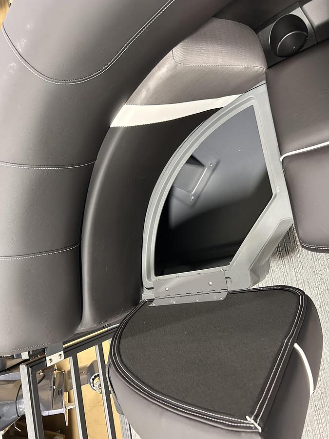 2026 Sylvan X3 Platinum Package