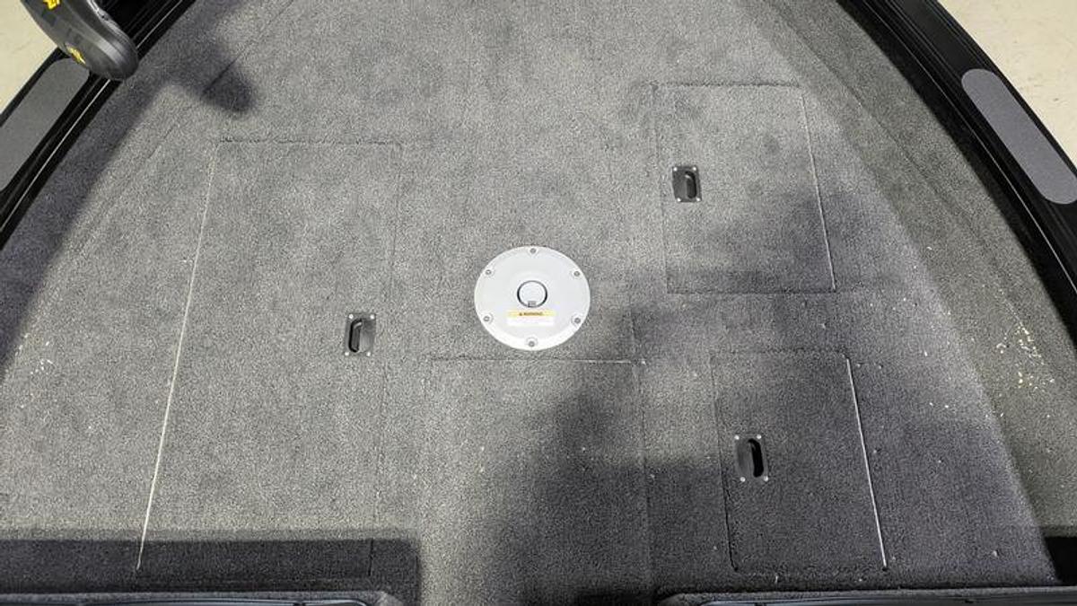 2026 Crestliner 1850 Fish Hawk