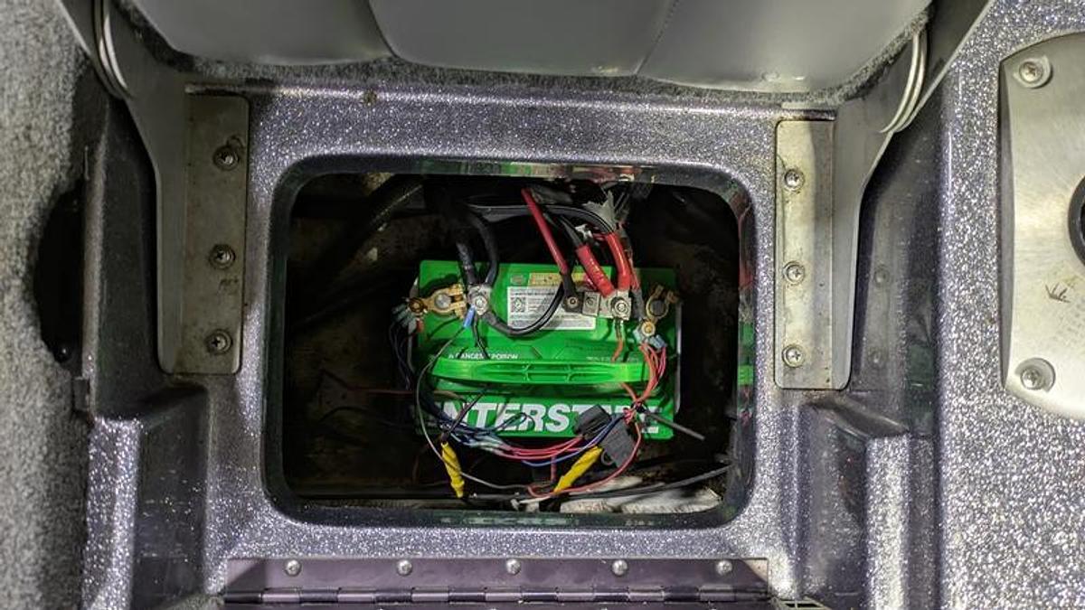 Used 2011 Skeeter WX2100