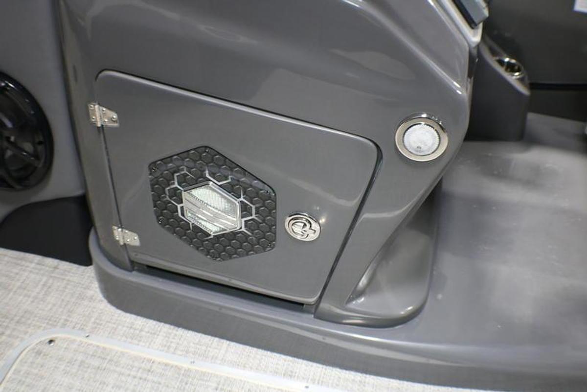 2023 South Bay 523UL 3.0