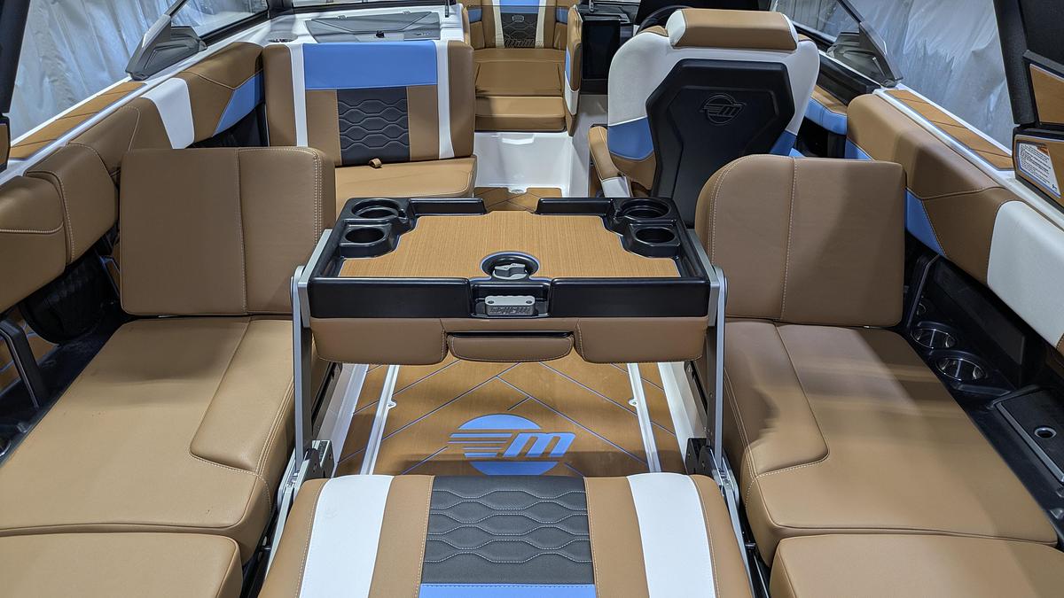 2026 Malibu Boats 23 LSV