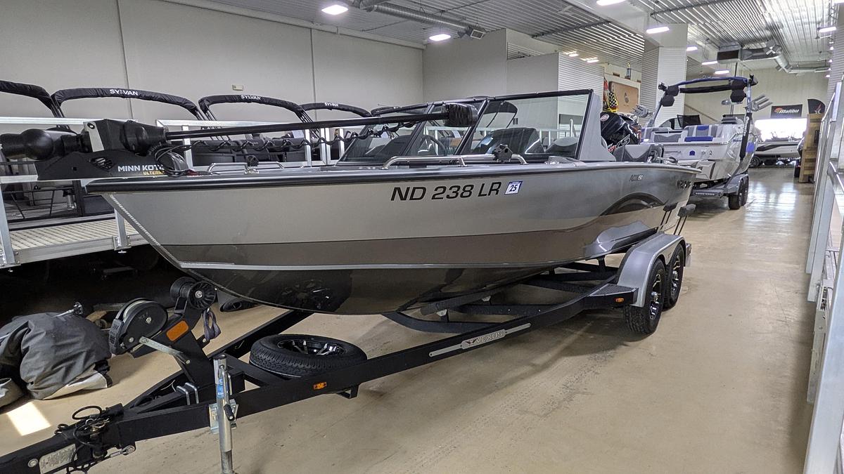 Used 2022 VEXUS ADX190