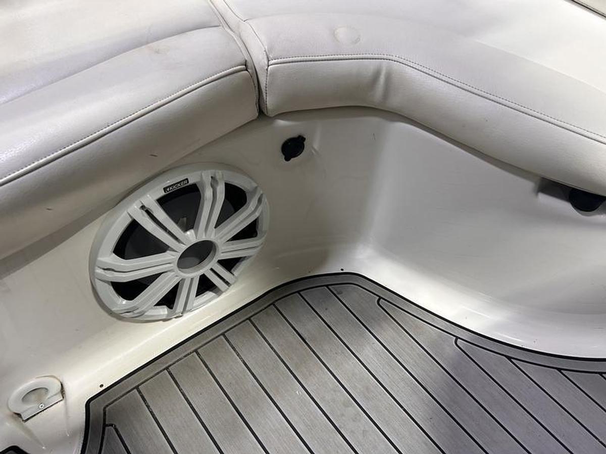 Used 2012 Monterey 224 FSX