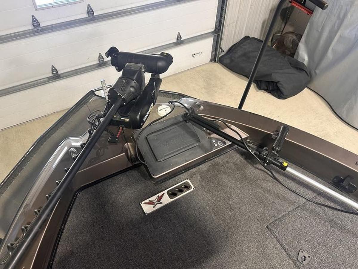 Used 2021 Vexus DVX19