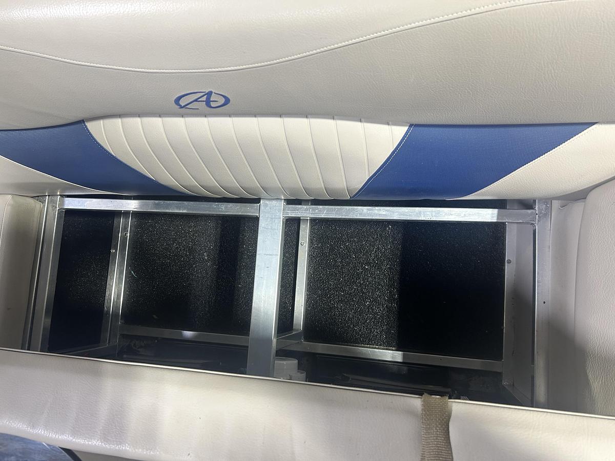 Used 2016 AVALON Windjammer 2585