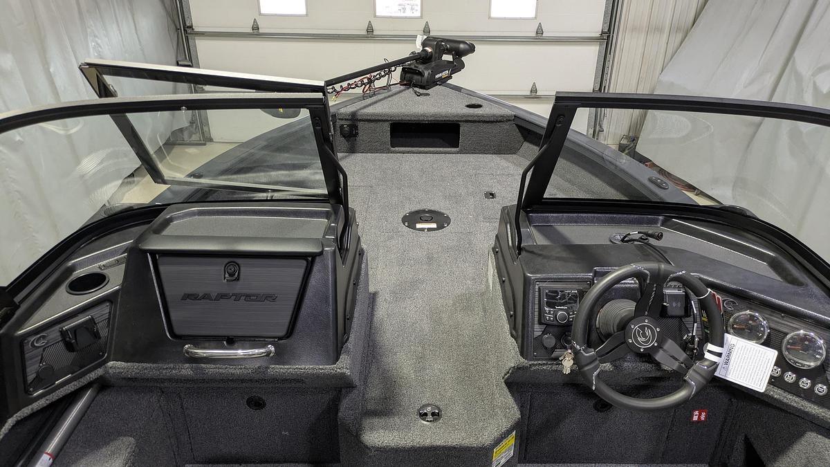 2026 Crestliner 1850 Fish Hawk Raptor Package