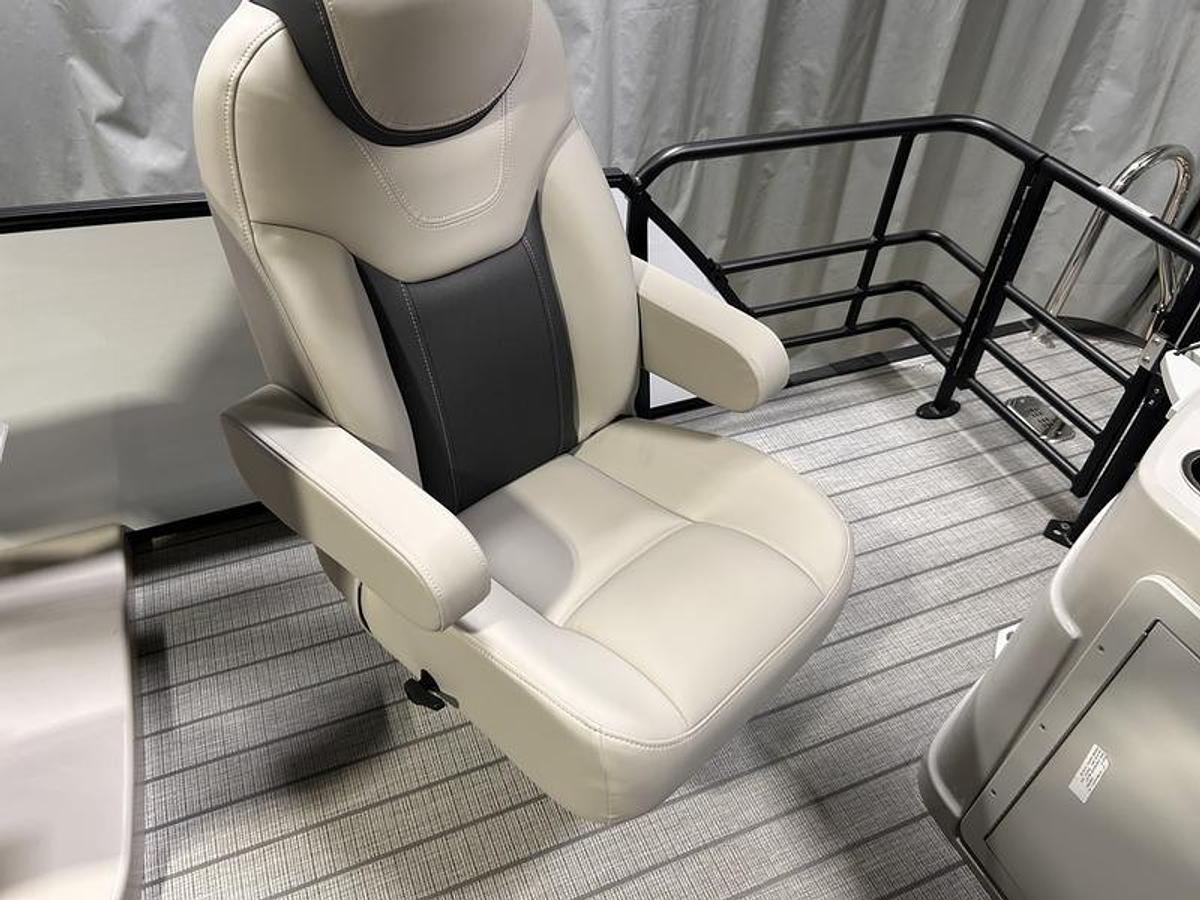 2025 Sylvan L1 Party Fish