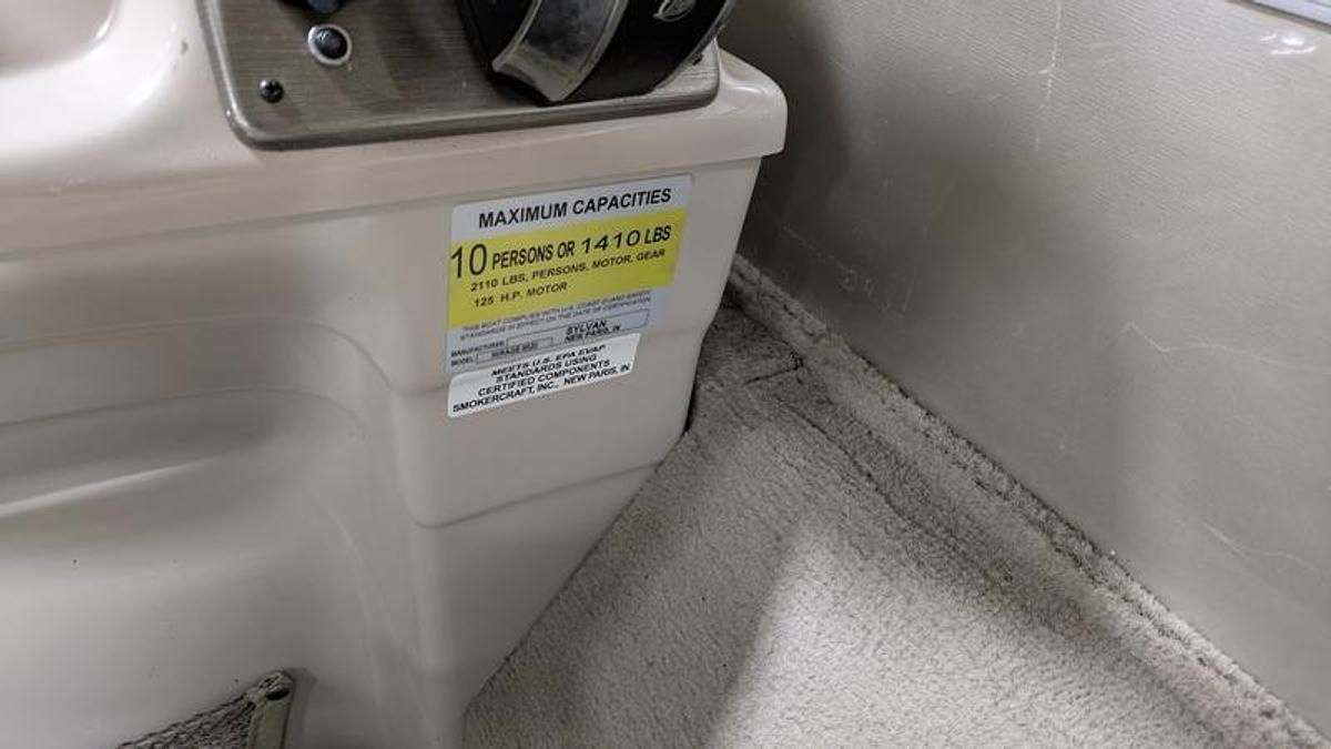 Used 2014 Sylvan 8520 CNF