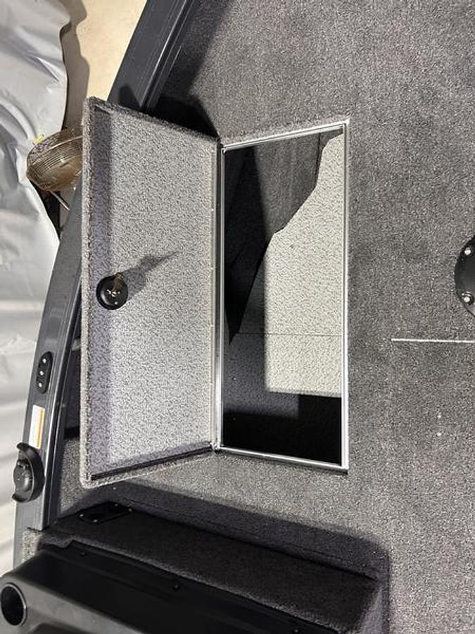 2026 Crestliner 2050 Fish Hawk