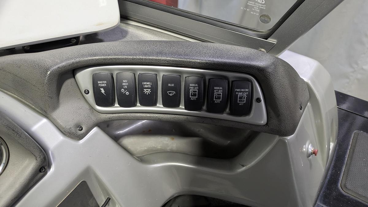 Used 2018 TRACKER Targa V19
