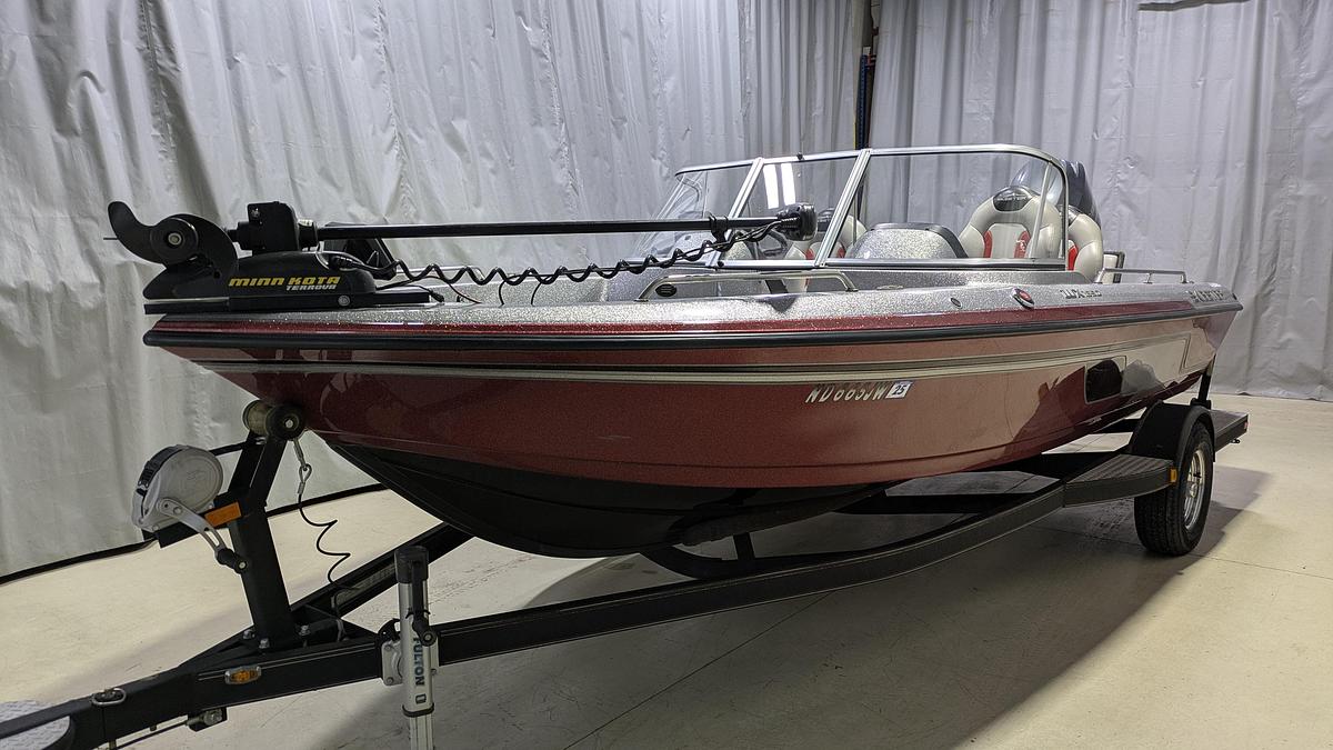 Used 2014 Skeeter WX1850