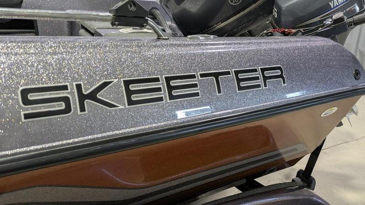 Used 2011 Skeeter WX2100