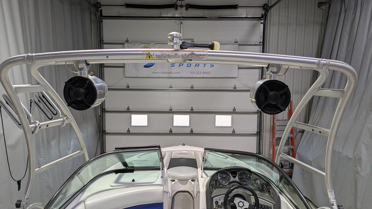 Used 2010 Moomba Outback V