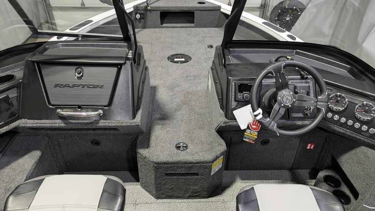 2026 Crestliner 1850 Fish Hawk