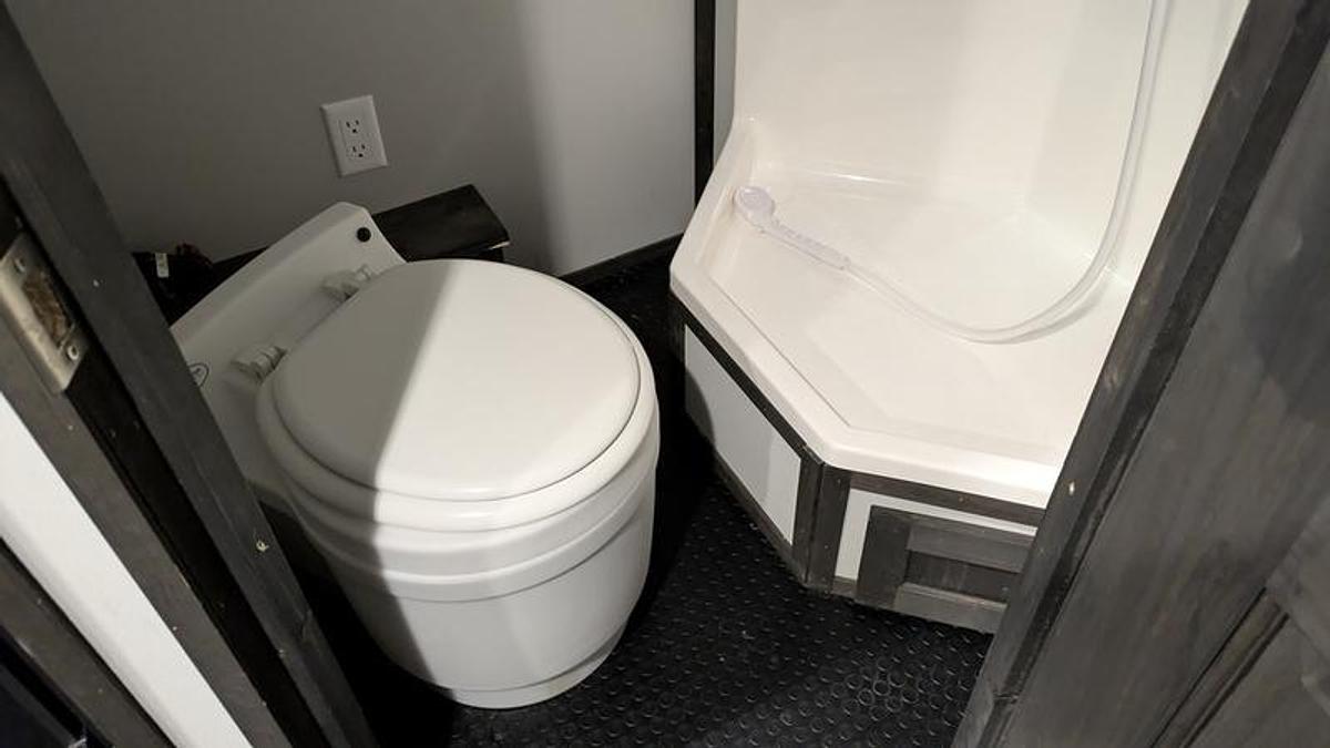 Used 2024 Ice Castle Fish Houses 8' X 21V Extreme RV III