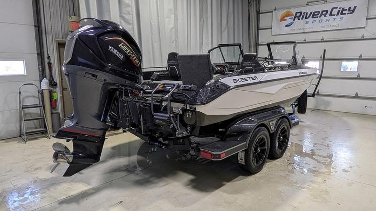 2026 Skeeter WXR2060F *$1000 Tackle Warehouse Giftcard*