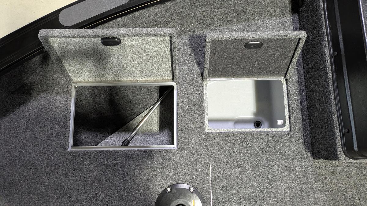 2026 Crestliner 1850 Fish Hawk Raptor Package