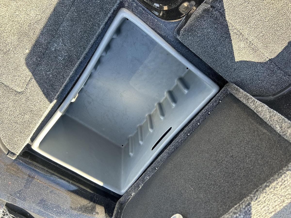 Used 2016 Nitro ZV21