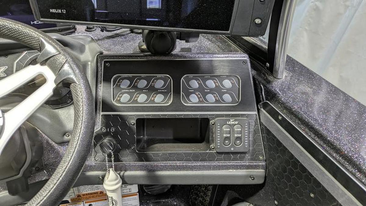 Used 2020 Skeeter WX2060