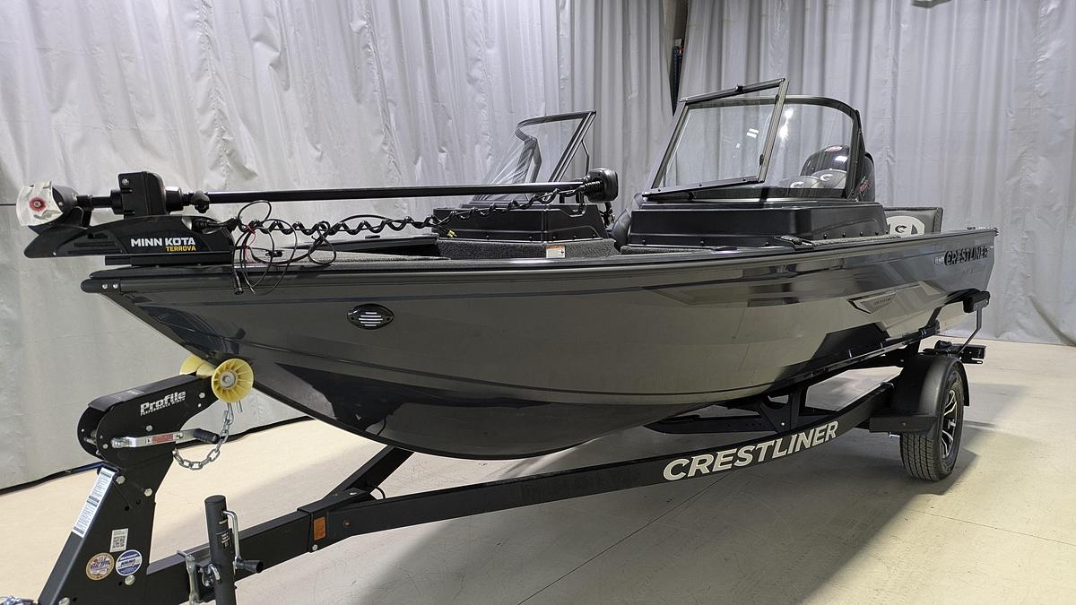 2026 Crestliner 1850 Fish Hawk Raptor Package
