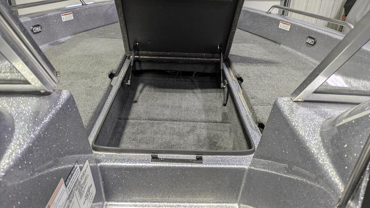 Used 2014 Skeeter WX1850