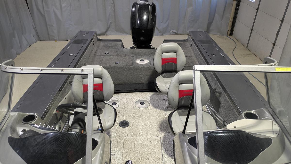 Used 2014 TRACKER Targa V18