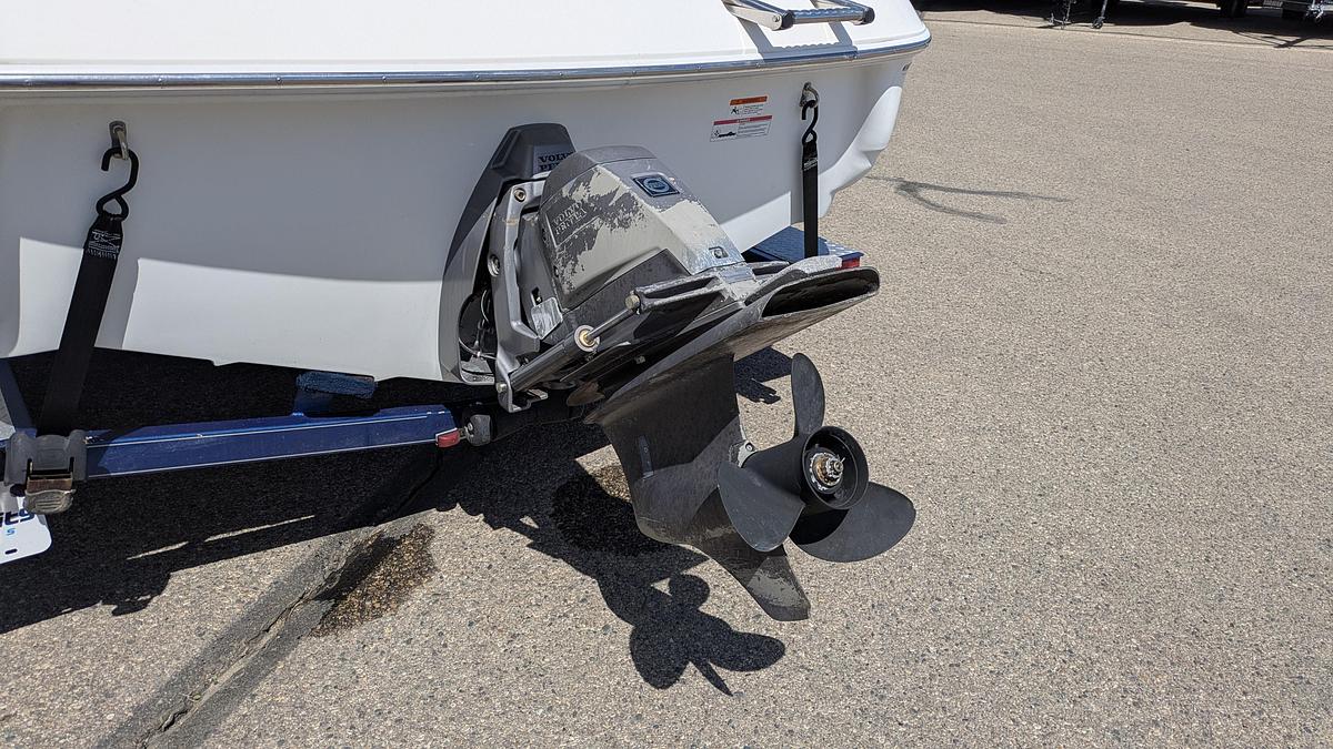 Used 2008 LARSON Senza 186 BR