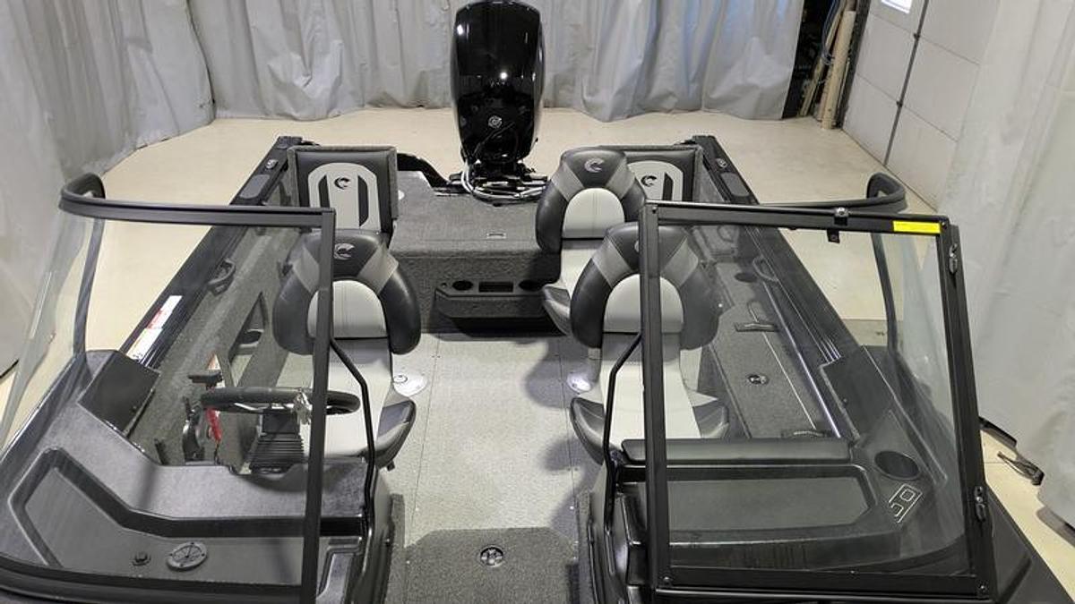 2026 Crestliner 1850 Fish Hawk