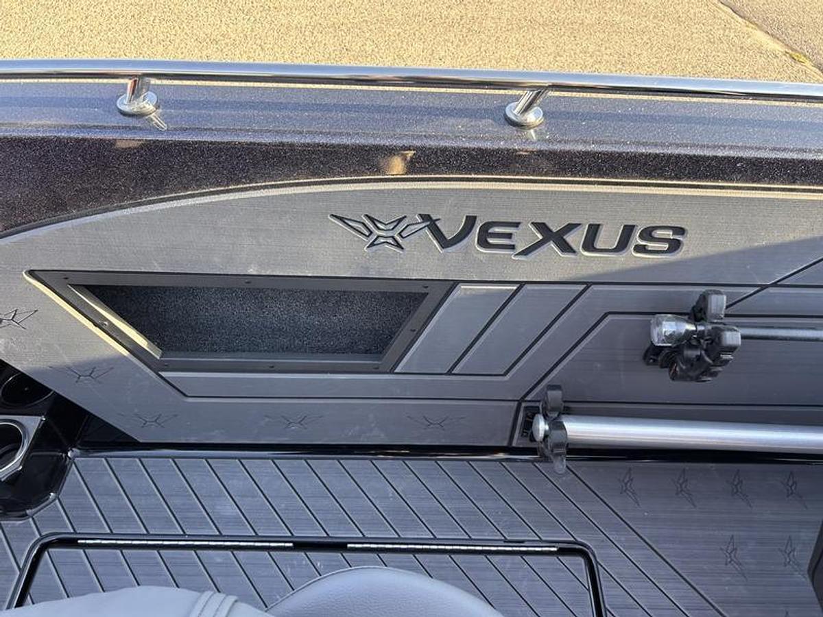 2026 Vexus DVX 22s