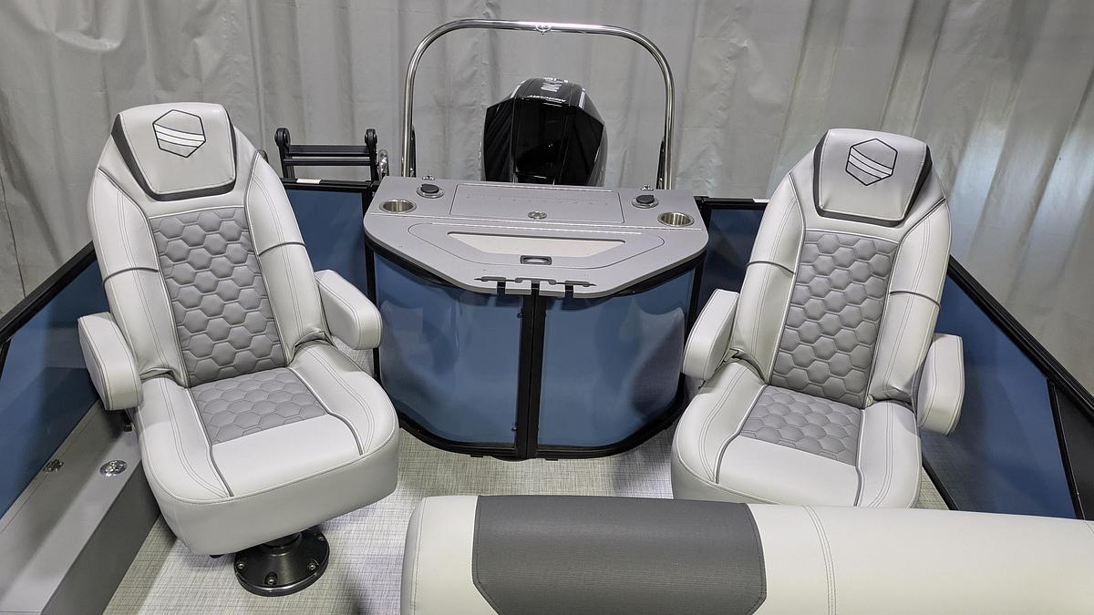 2026 South Bay 523FCR 3.0